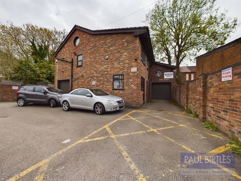 Studio to rent in Higher Road, Urmston, Manchester M41 Zoopla