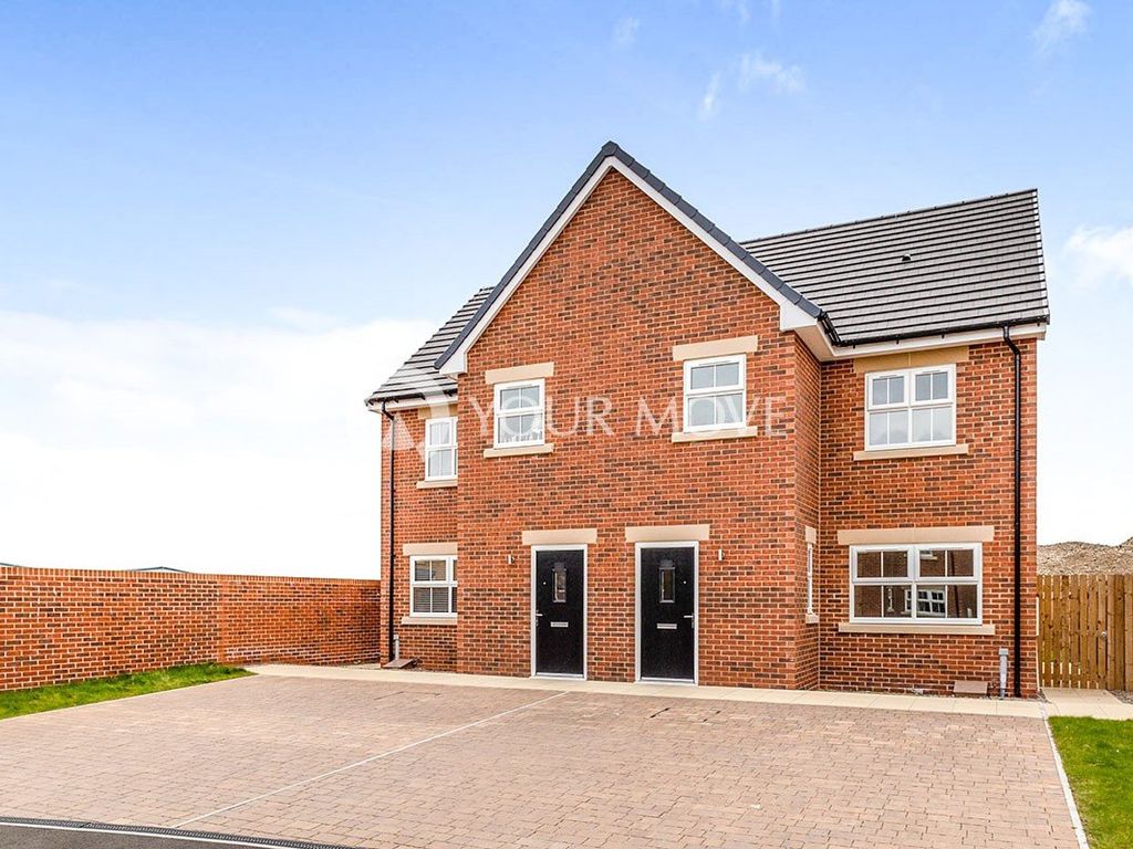 3 bed semidetached house to rent in Laburnum Grove, St. Helen Auckland