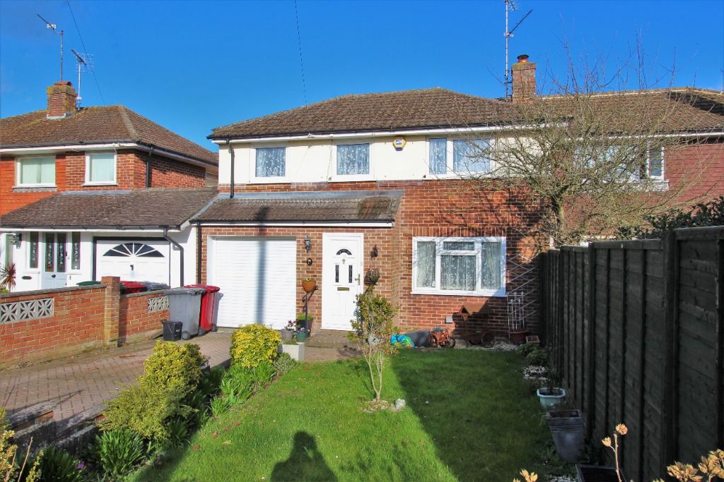 3 bed semidetached house for sale in Burghfield Road, Reading, Reading