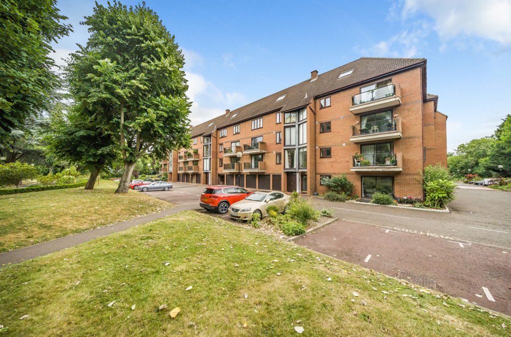 1 bed flat for sale in Winslow Close, Pinner, Middlesex HA5 Zoopla