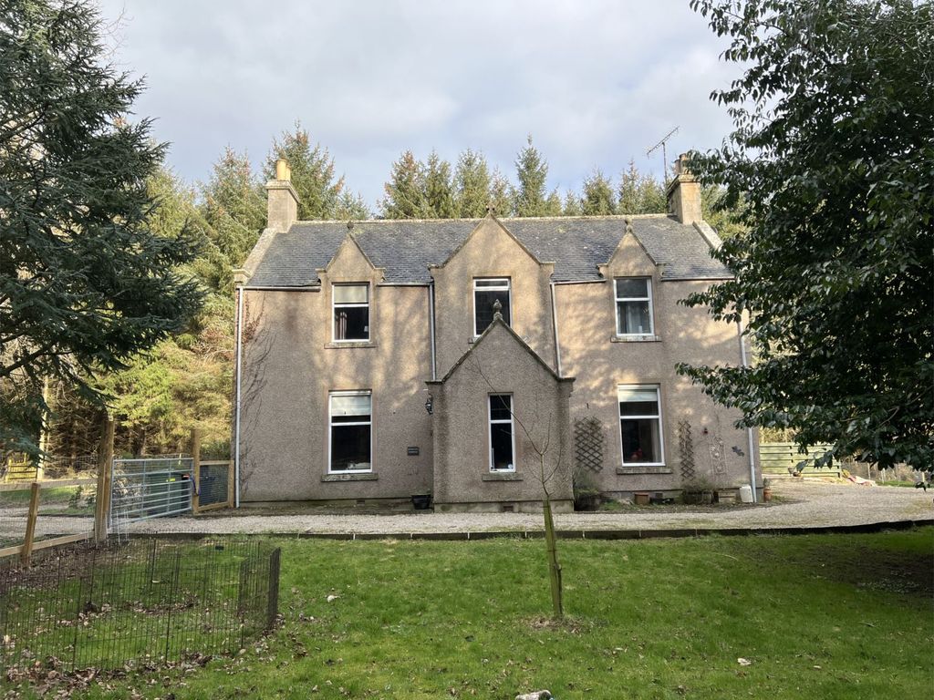 5 bed detached house for sale in Cullen, Buckie AB56, £420,000 Zoopla