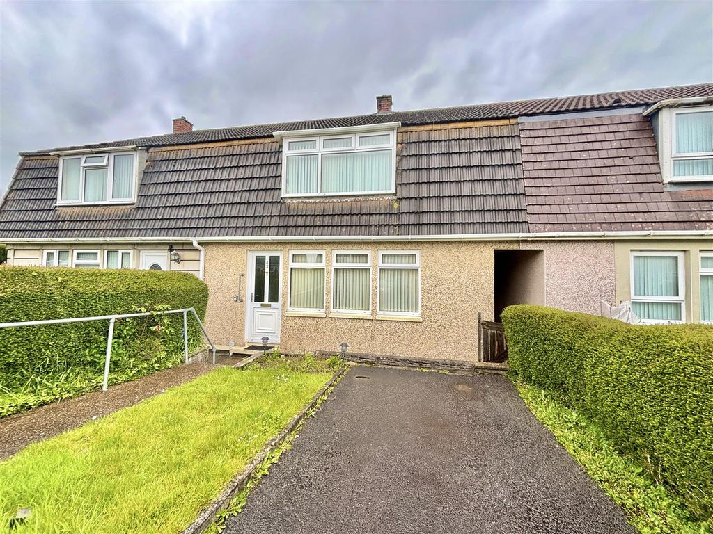 3 bed terraced house for sale in Edgemoor Close, Upper Killay, Swansea