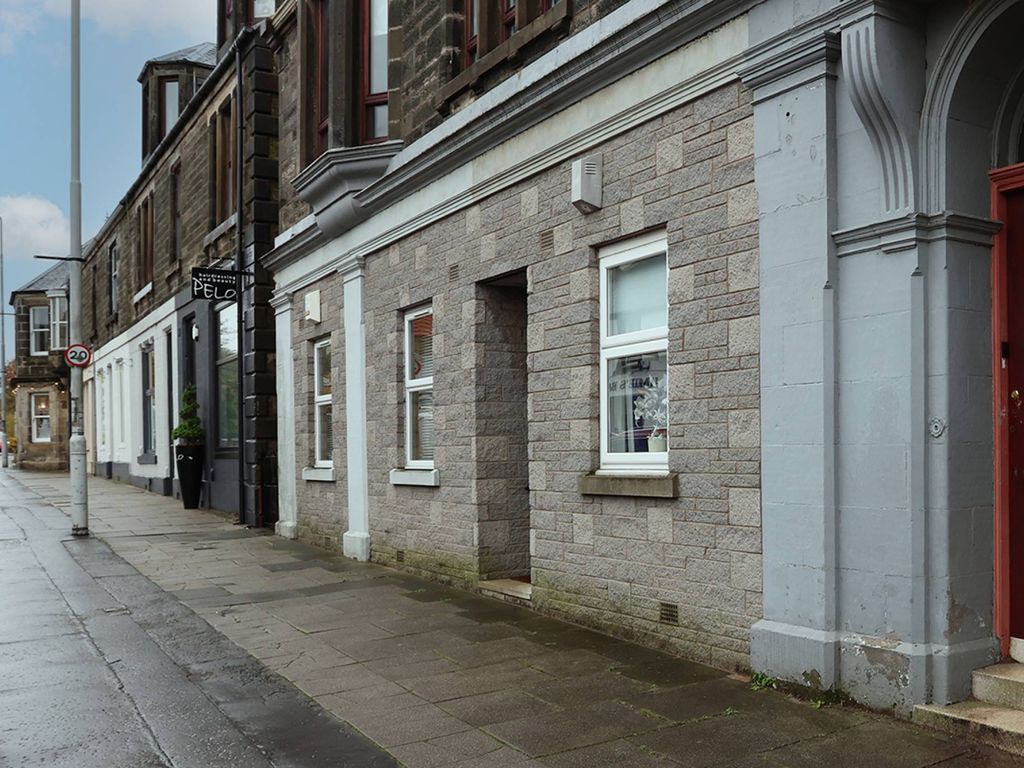 2 bed flat for sale in High Street, Markinch, Glenrothes KY7, £135,000