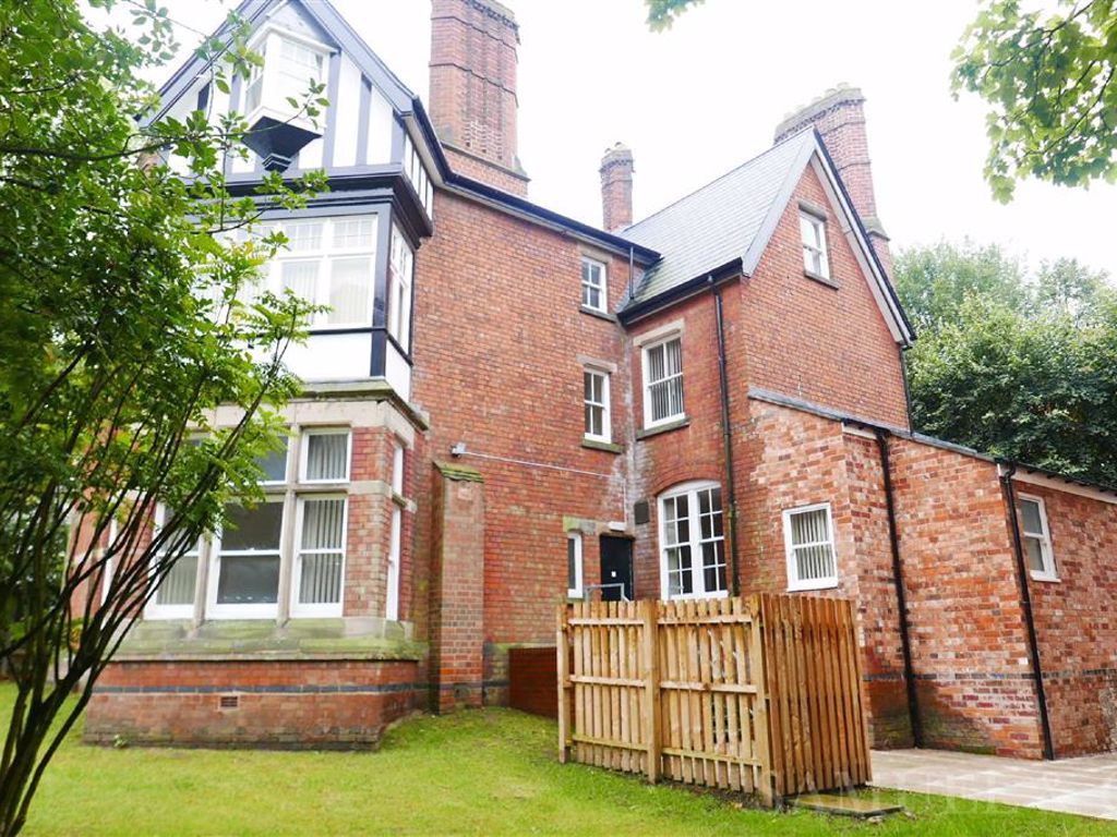 2 bed flat to rent in Ednam Road, Dudley DY1 Zoopla