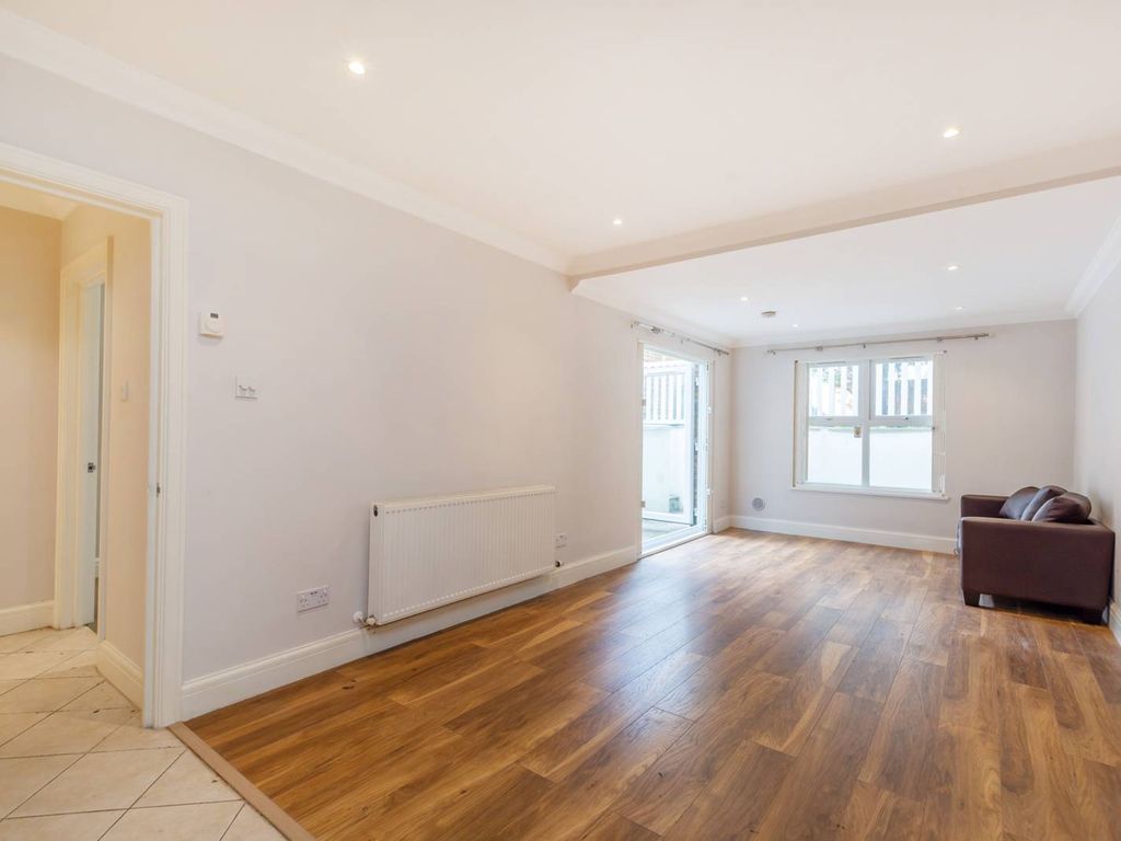 2 bed flat to rent in Alexandra Road, Croydon CR0, £1,650 pcm Zoopla