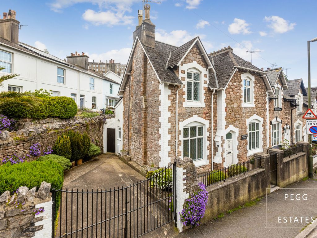 2 bed terraced house for sale in Princes Road, Torquay TQ1, £220,000 Zoopla