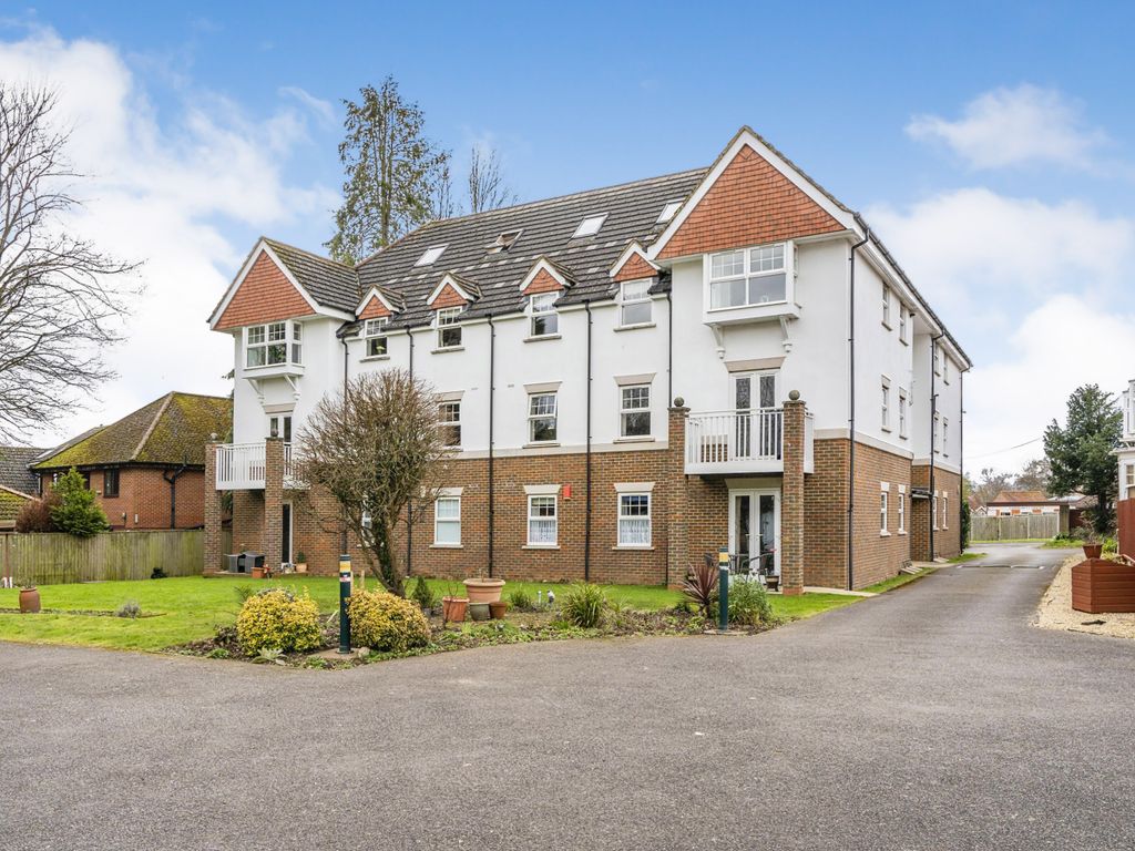 2 bed flat for sale in Oakleaf Place, 33 Hursley Road, Eastleigh SO53