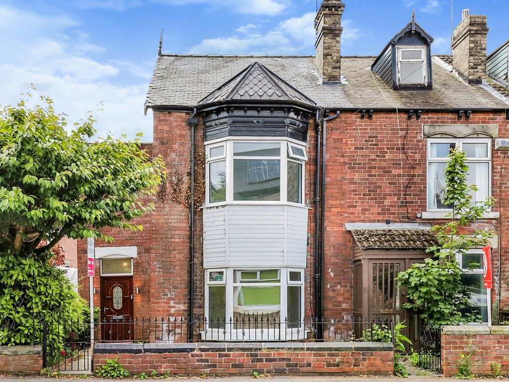 3 bed semidetached house to rent in Station Road, Treeton, Rotherham