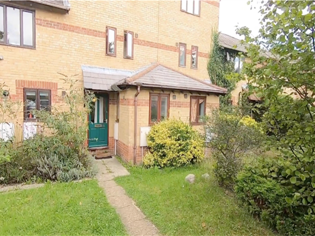 4 bed shared to rent in Ablett Close, Oxford OX4, £2,200
