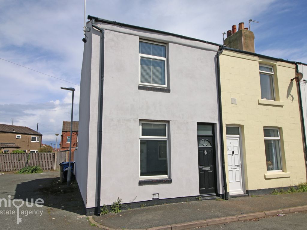 2 bed end terrace house for sale in Wyre Street, Fleetwood FY7, £98,000