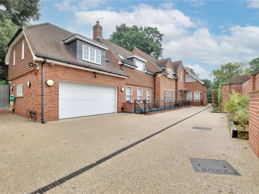 5 bed detached house for sale in Kemnal Road, Chislehurst BR7 Zoopla