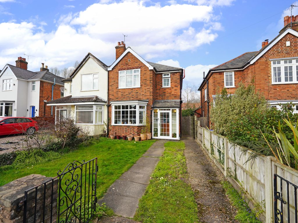 3 bed semidetached house for sale in Leicester Road, Groby, Leicester