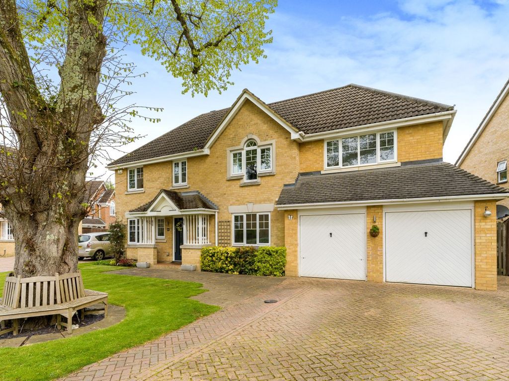 5 bed detached house for sale in Paget Close, Camberley GU15 Zoopla