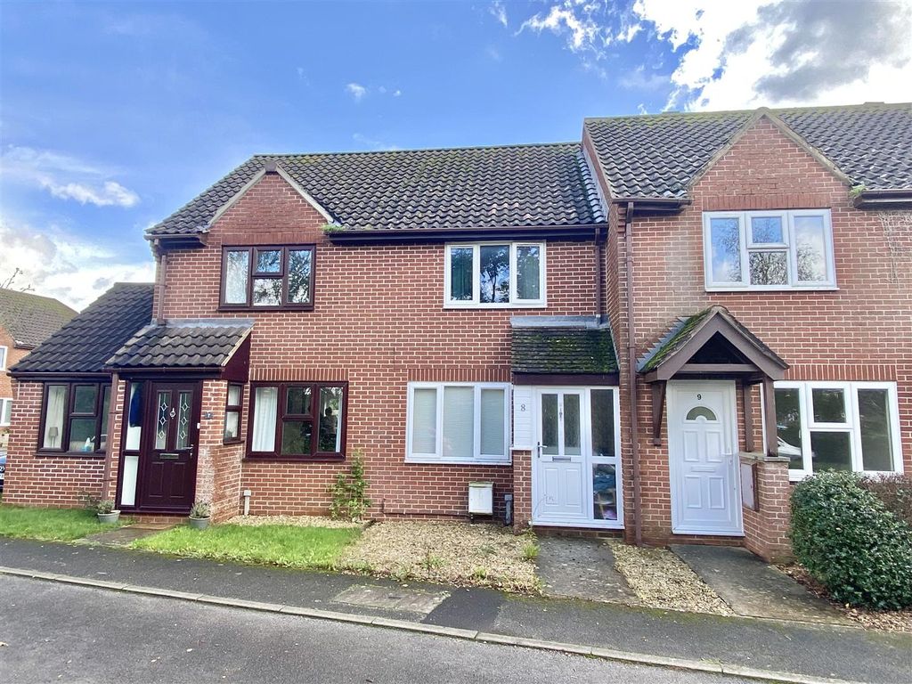 2 bed terraced house for sale in Old School Close, Bromham, Chippenham