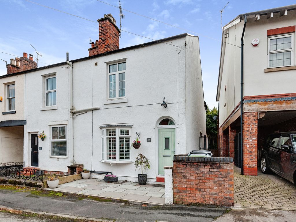 2 bed end terrace house for sale in Moss Lane, Alderley Edge, Cheshire