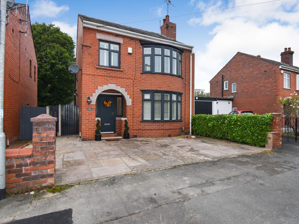 3 bed property for sale in Kenwood Avenue, Leigh WN7, £299,950 Zoopla