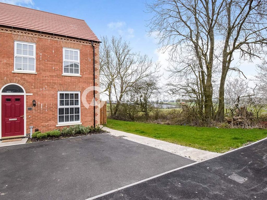 New home, 3 bed semidetached house for sale in Redvers Avenue