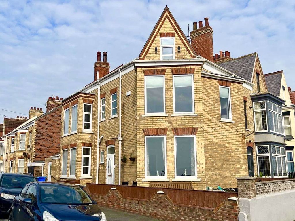 4 bed end terrace house for sale in Young Street, Withernsea HU19 Zoopla