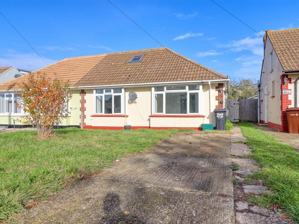 3 bed bungalow for sale in Gorse Lane, ClactonOnSea CO15, £245,000
