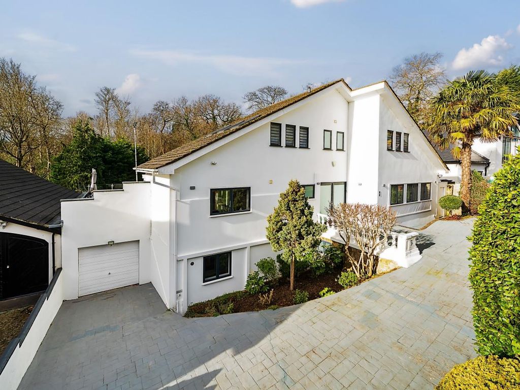 5 bed detached house for sale in Fallowfield, Stanmore HA7, £2,000,000