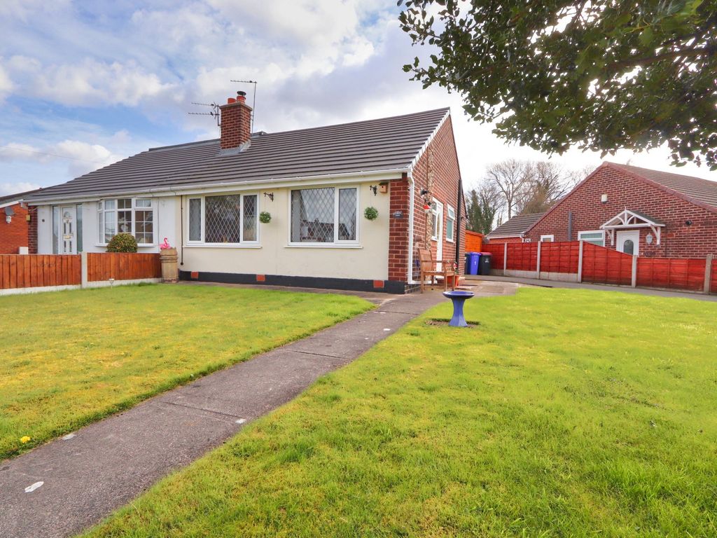2 bed semidetached house for sale in Helston Close, Irlam, Manchester