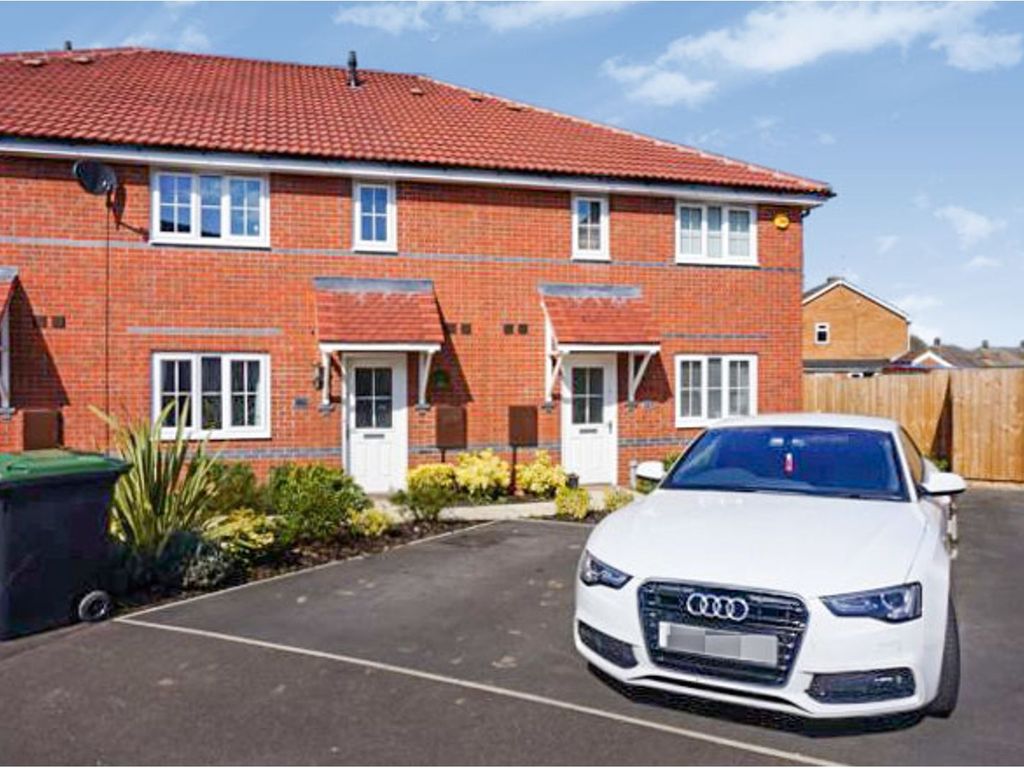 2 bed terraced house to rent in Vespasian Way, North Hykeham, Lincoln