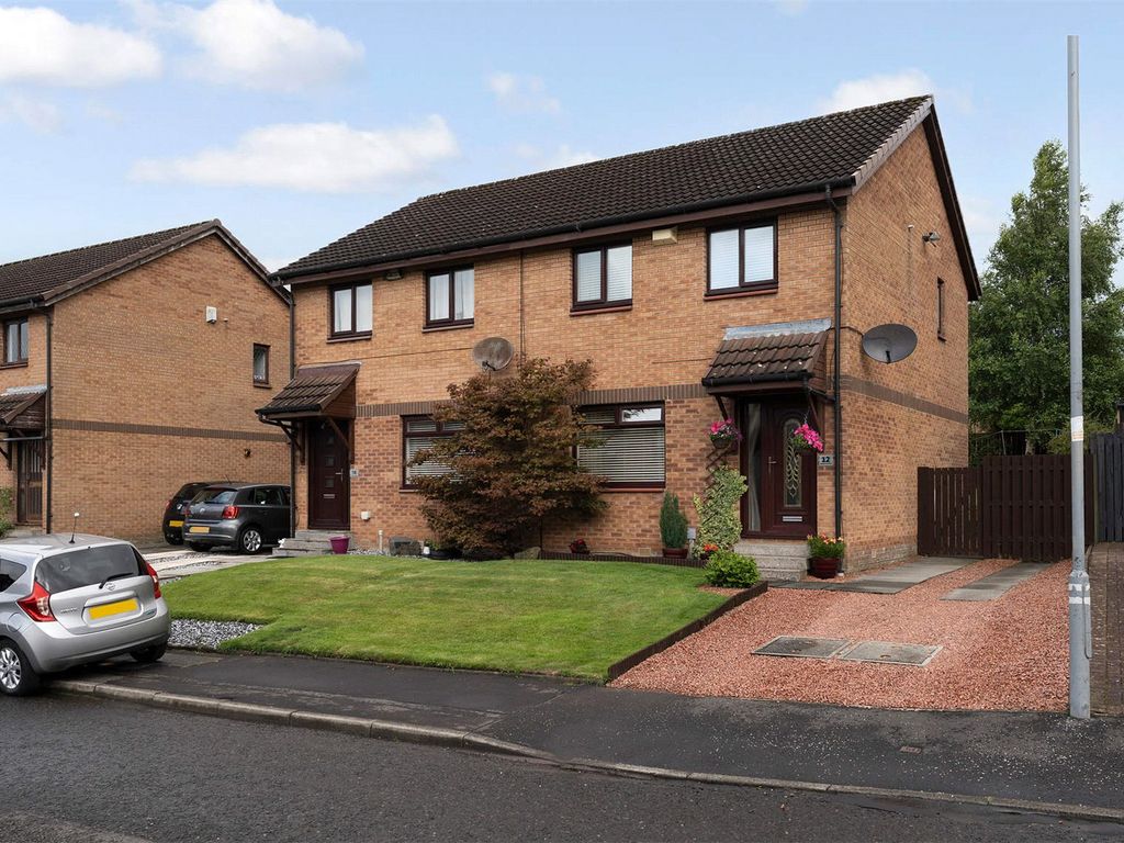 3 bed semidetached house for sale in Medrox Gardens, Cumbernauld