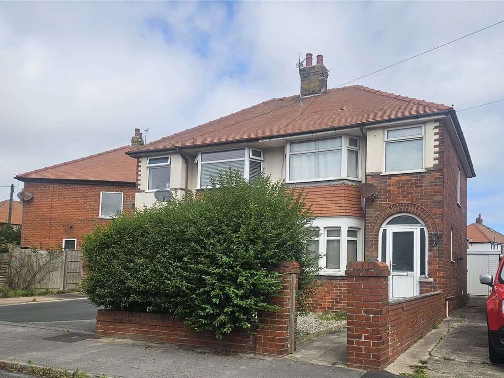 3 bed semidetached house for sale in Wingate Avenue, Thornton