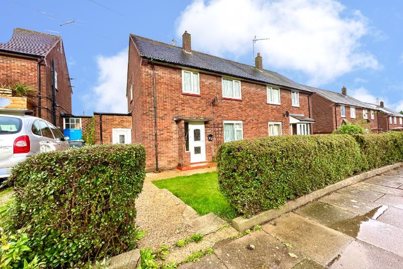 The Grove, Luton LU1  