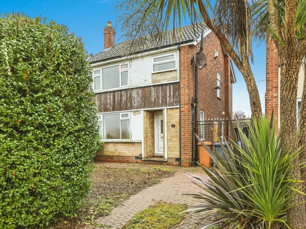 3 bed detached house for sale in Wilne Road, Nottingham NG10, £190,000