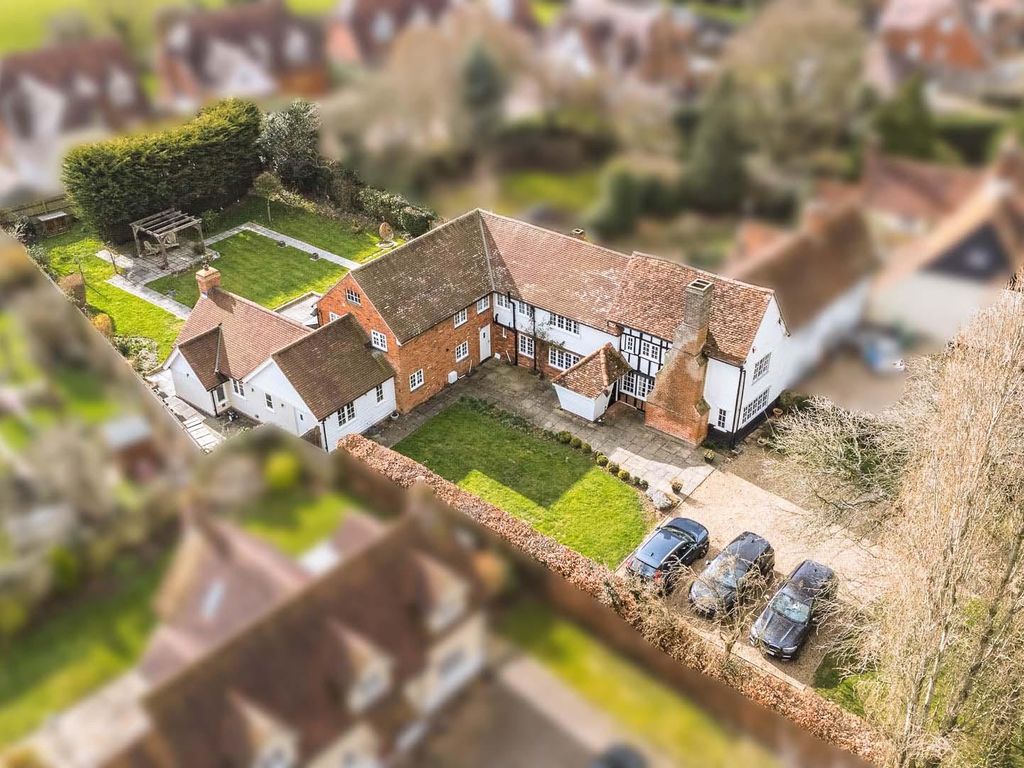 5 bed semidetached house for sale in Braintree Road, Felsted, Dunmow