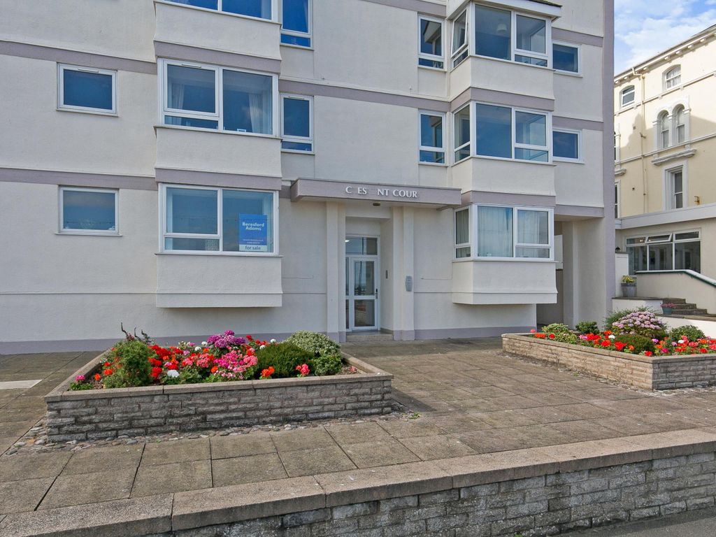 2 bed flat for sale in Nevill Crescent, Llandudno, Nevill Crescent