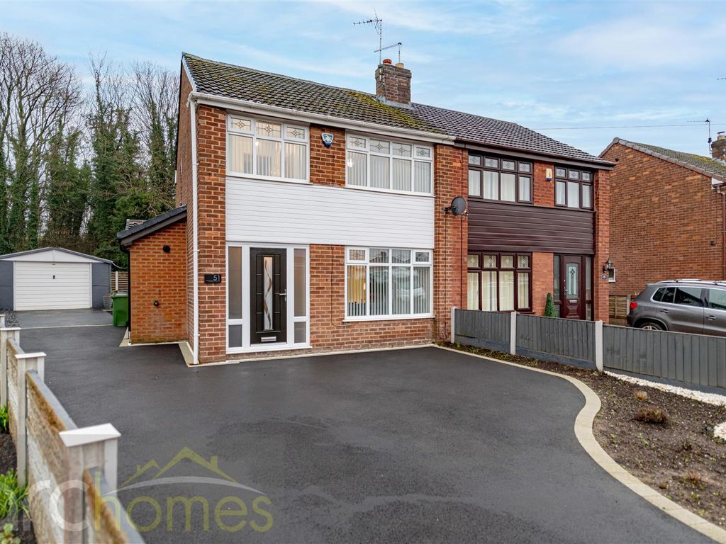 3 bed semidetached house for sale in Ringway Avenue, Leigh WN7, £