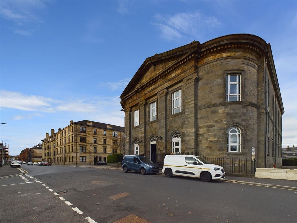 2 bed flat for sale in Street, Paisley PA1, £125,000 Zoopla