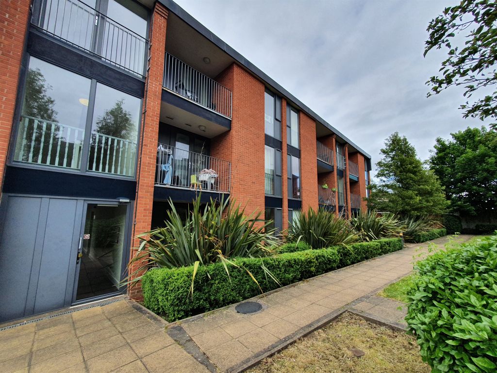 2 bed flat for sale in Liana Gardens, Off Bilston Road Ettingshall