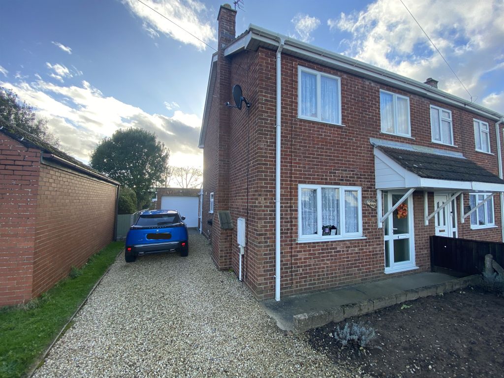 3 bed semidetached house for sale in Roman Bank, Holbeach, Spalding