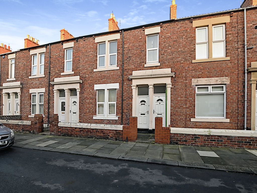 3 bed flat for sale in Chirton West View, North Shields, Tyne And Wear