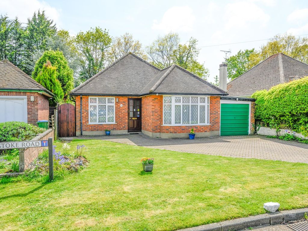 3 bed detached bungalow for sale in Stoke Road, WaltonOnThames KT12