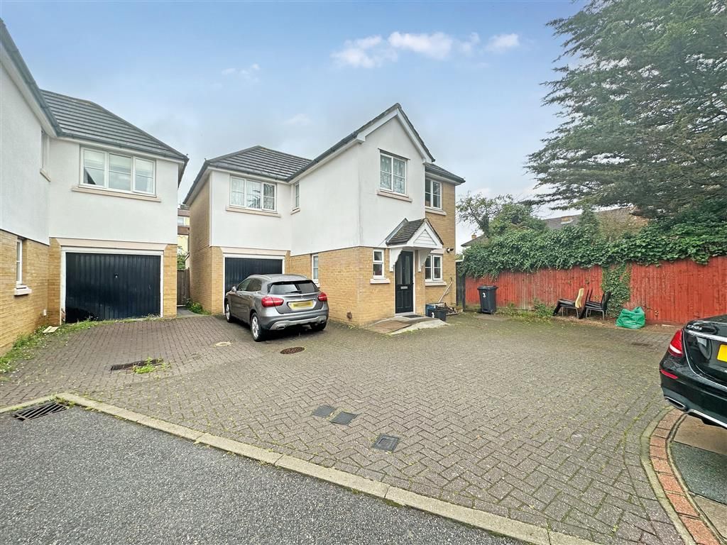 4 bed detached house for sale in Buryside Close, Aldborough Road North