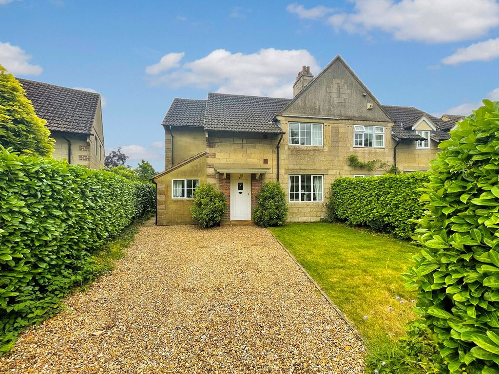 4 bed semidetached house for sale in Elm Close, Amersham HP6 Zoopla