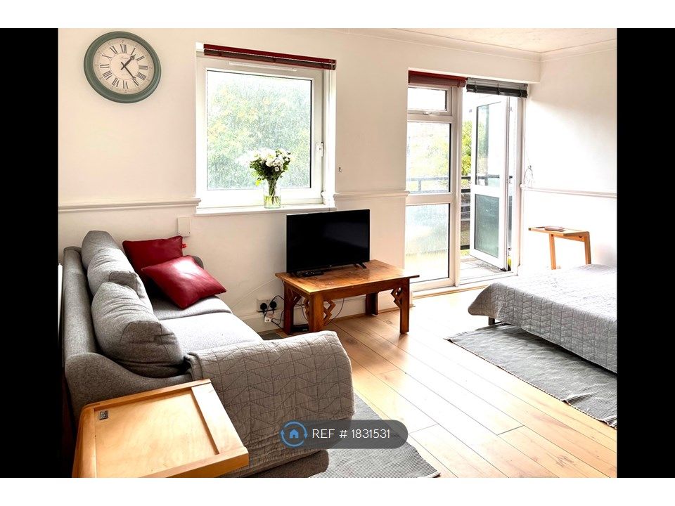 Room to rent in St. Vincent House, London SE1, £950 pcm Zoopla