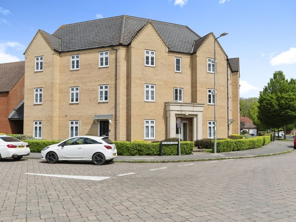 2 bed flat for sale in Mendip Way, Stevenage SG1, £225,000 Zoopla