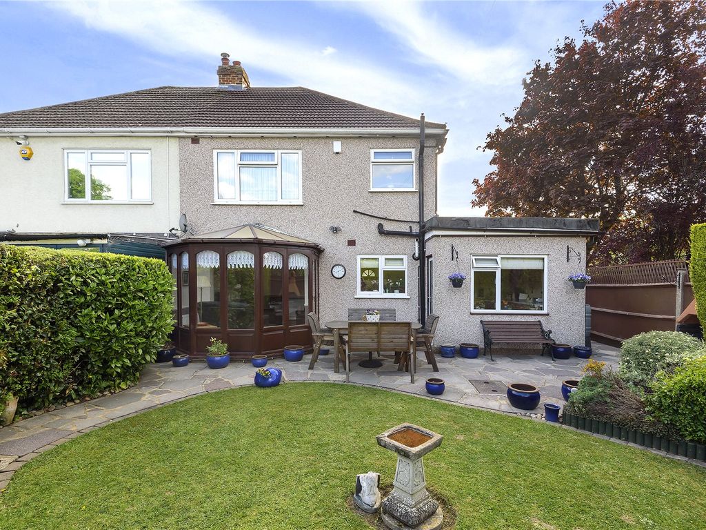 3 bed semidetached house for sale in Limpsfield Road, Warlingham