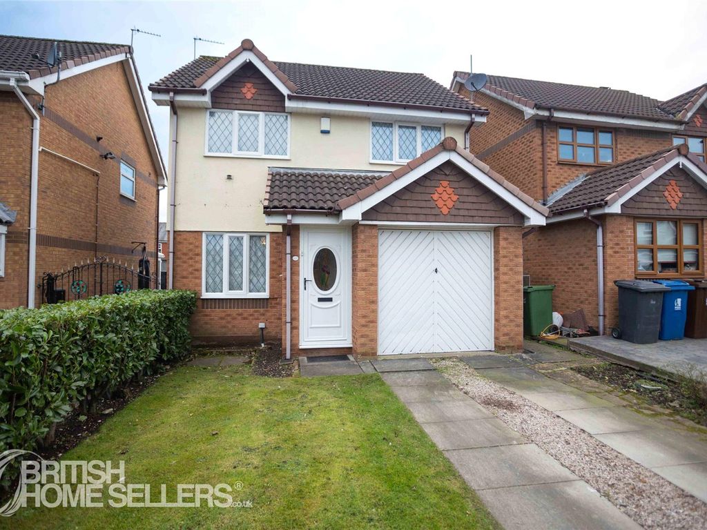3 bed detached house for sale in Chinnor Close, Leigh, Greater