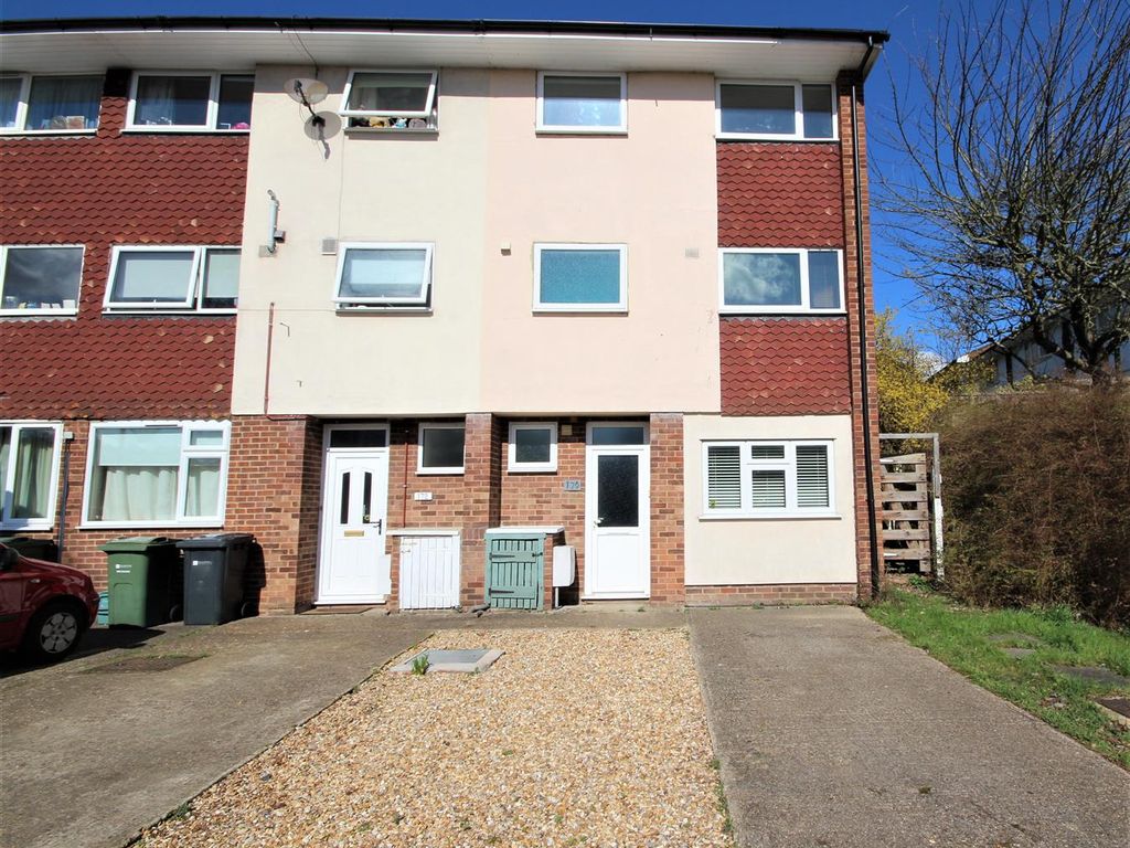 4 bed property to rent in Guildford Park Avenue, Guildford GU2 Zoopla