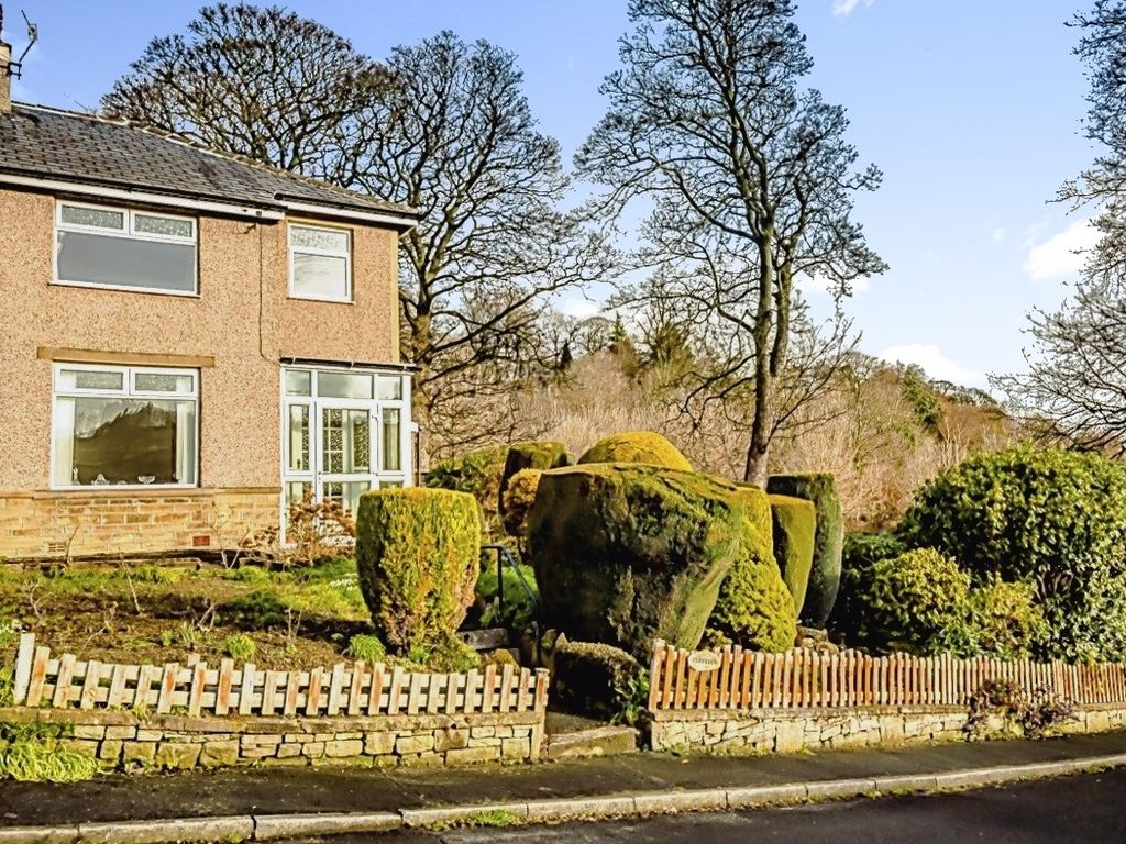 3 bed semidetached house for sale in Woodlands, Triangle, Sowerby