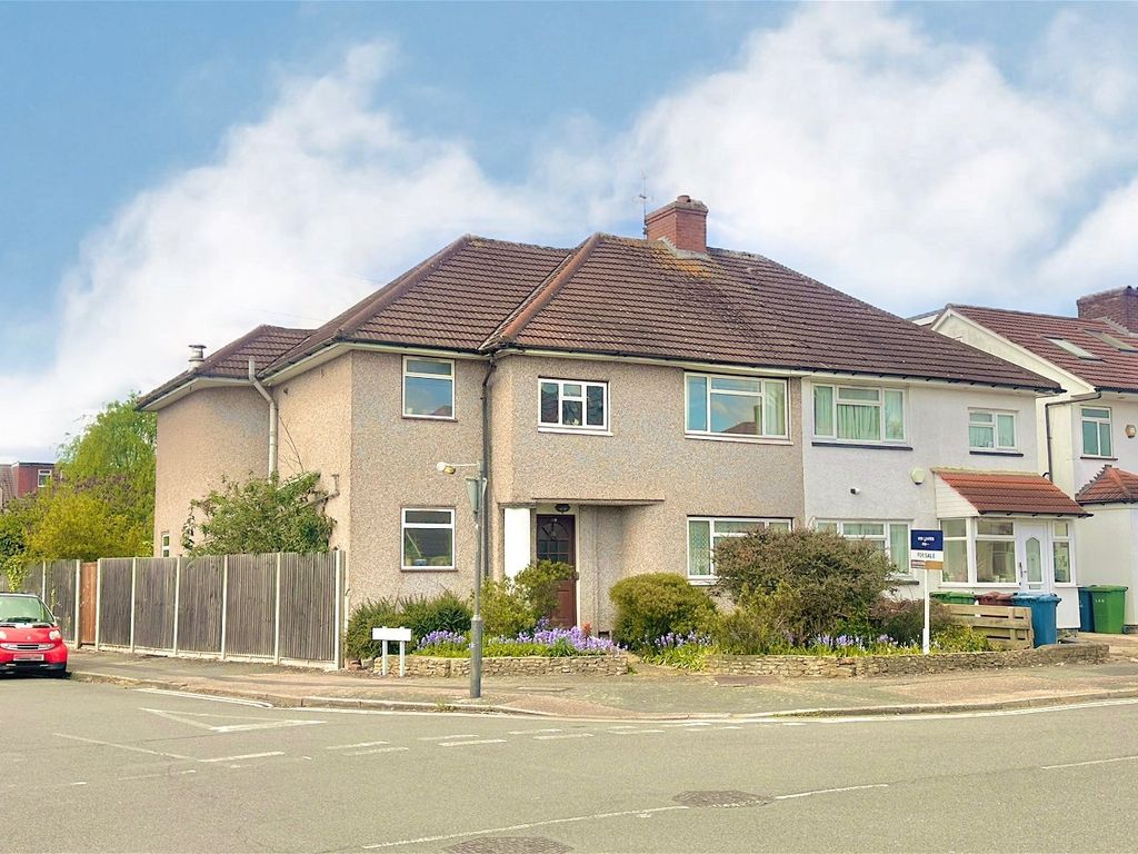 5 bed semidetached house for sale in Kingshill Drive, Harrow HA3, £