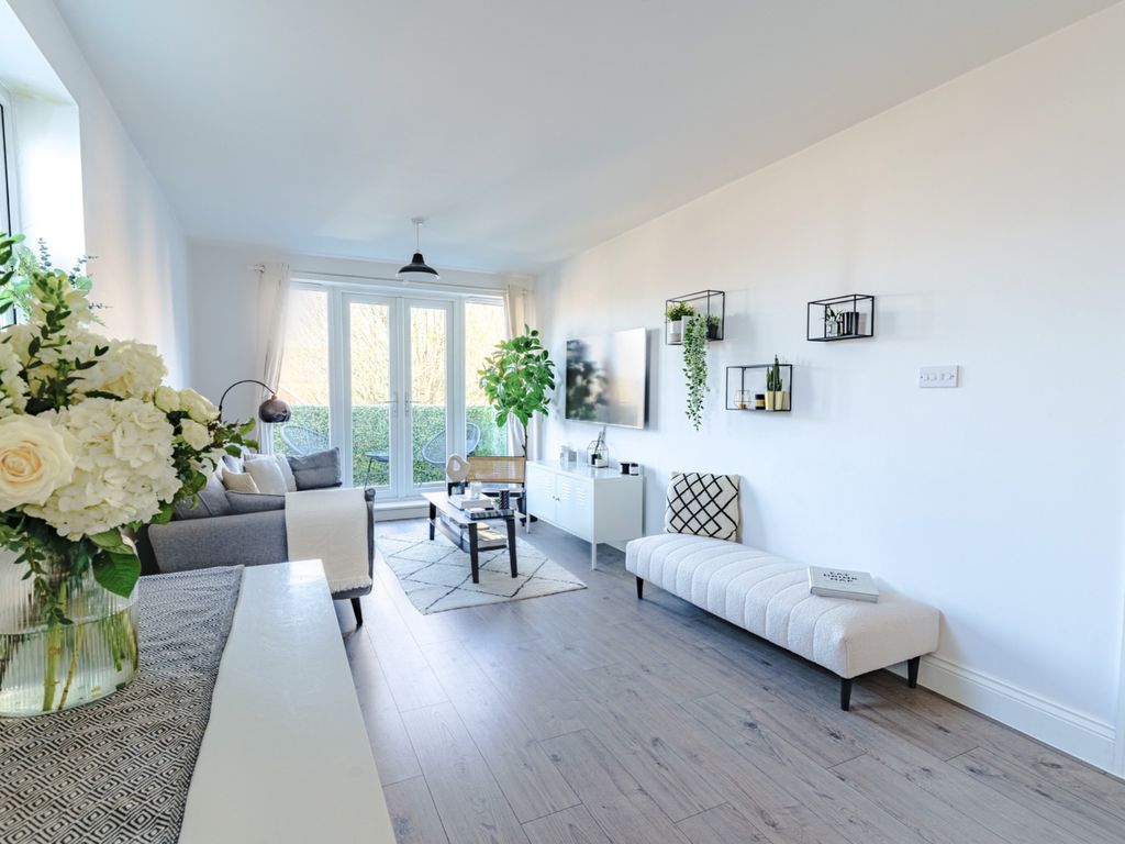 1 bed flat for sale in Station Road, Whyteleafe CR3 Zoopla