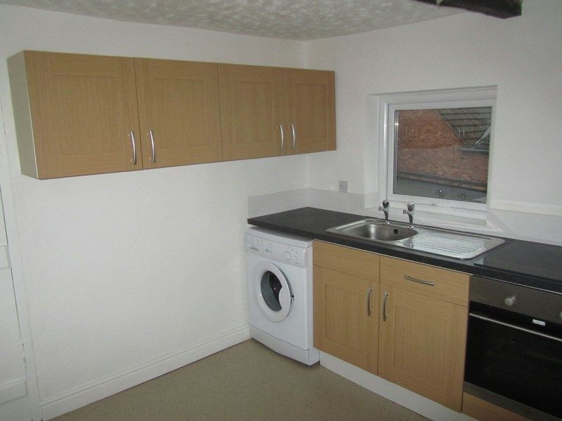 2 bed flat to rent in Swan Bank, Congleton CW12 Zoopla