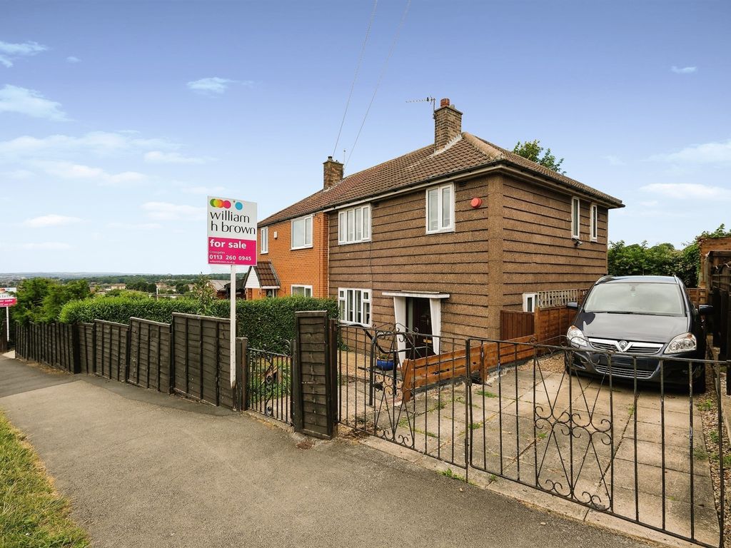 3 bed semidetached house for sale in Ramshead Approach, Seacroft